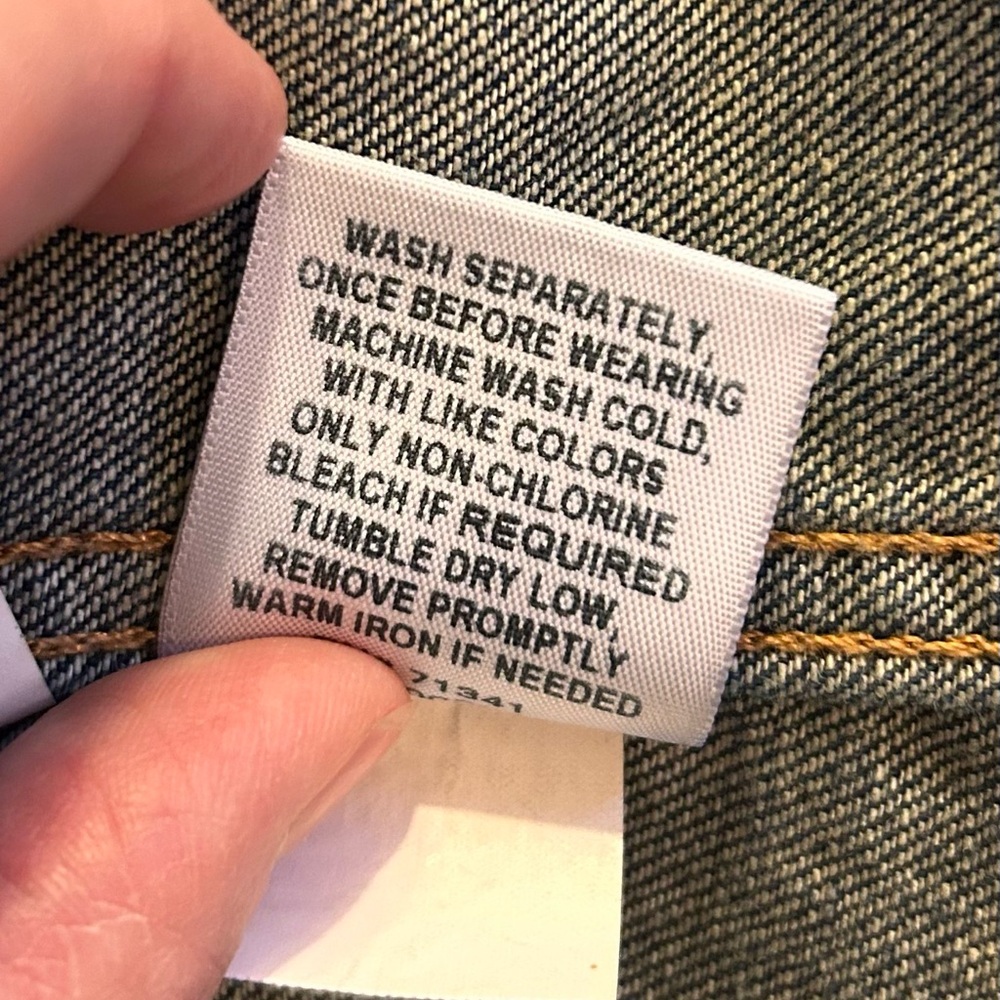 L.L. Bean Women’s Dark Blue Denim Jacket - Picture 10 of 11